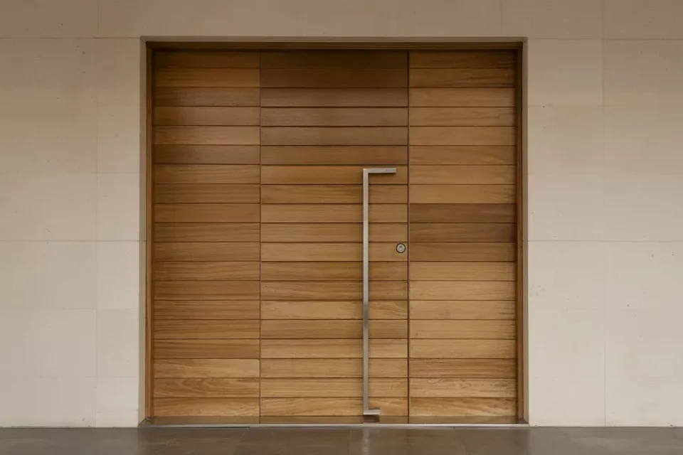 dubai-doors