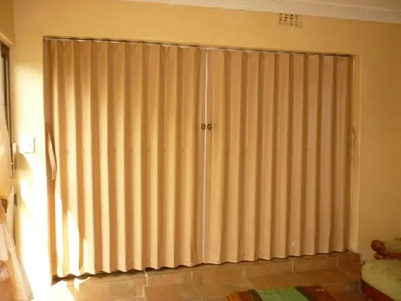 pvc folding door