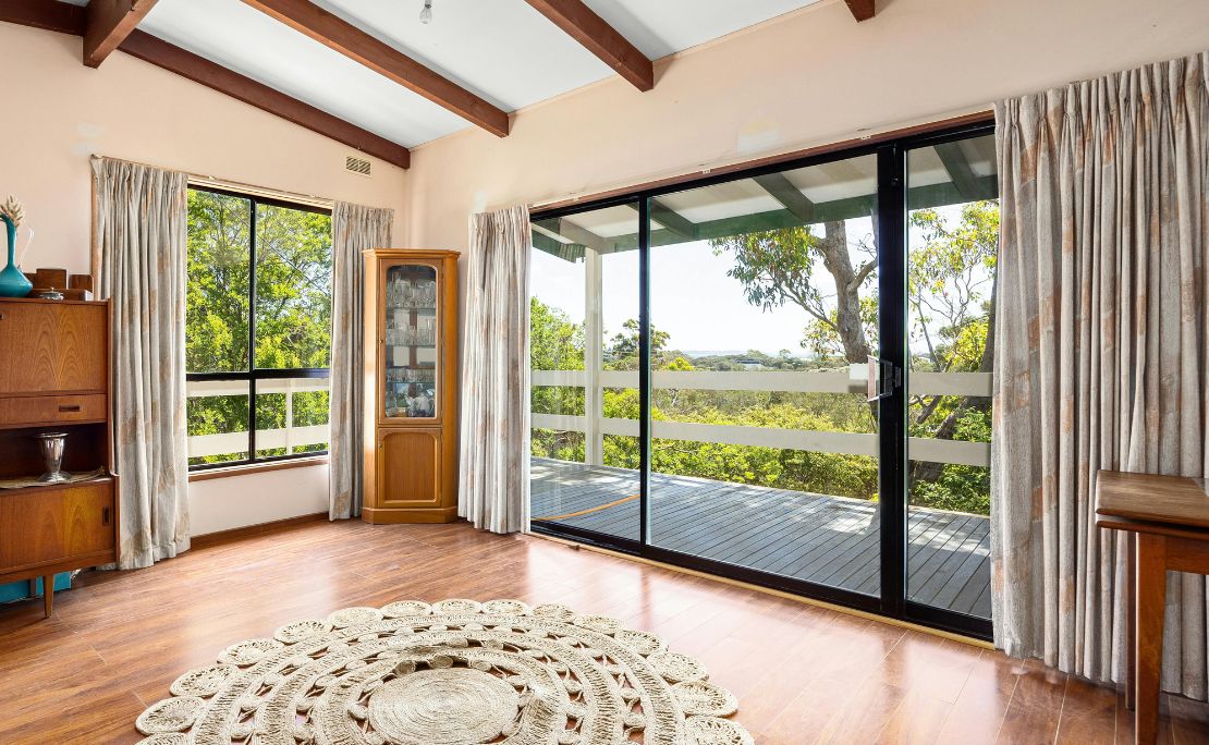 How to Choose the Right Wood Sliding Door