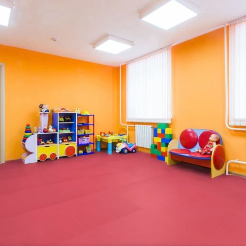 Child-Safe Vinyl Flooring: Cushioning Impact Tests for Dubai Nurseries