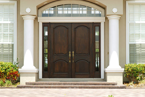 How to Choose a Wooden Door How to Choose a Wooden Door